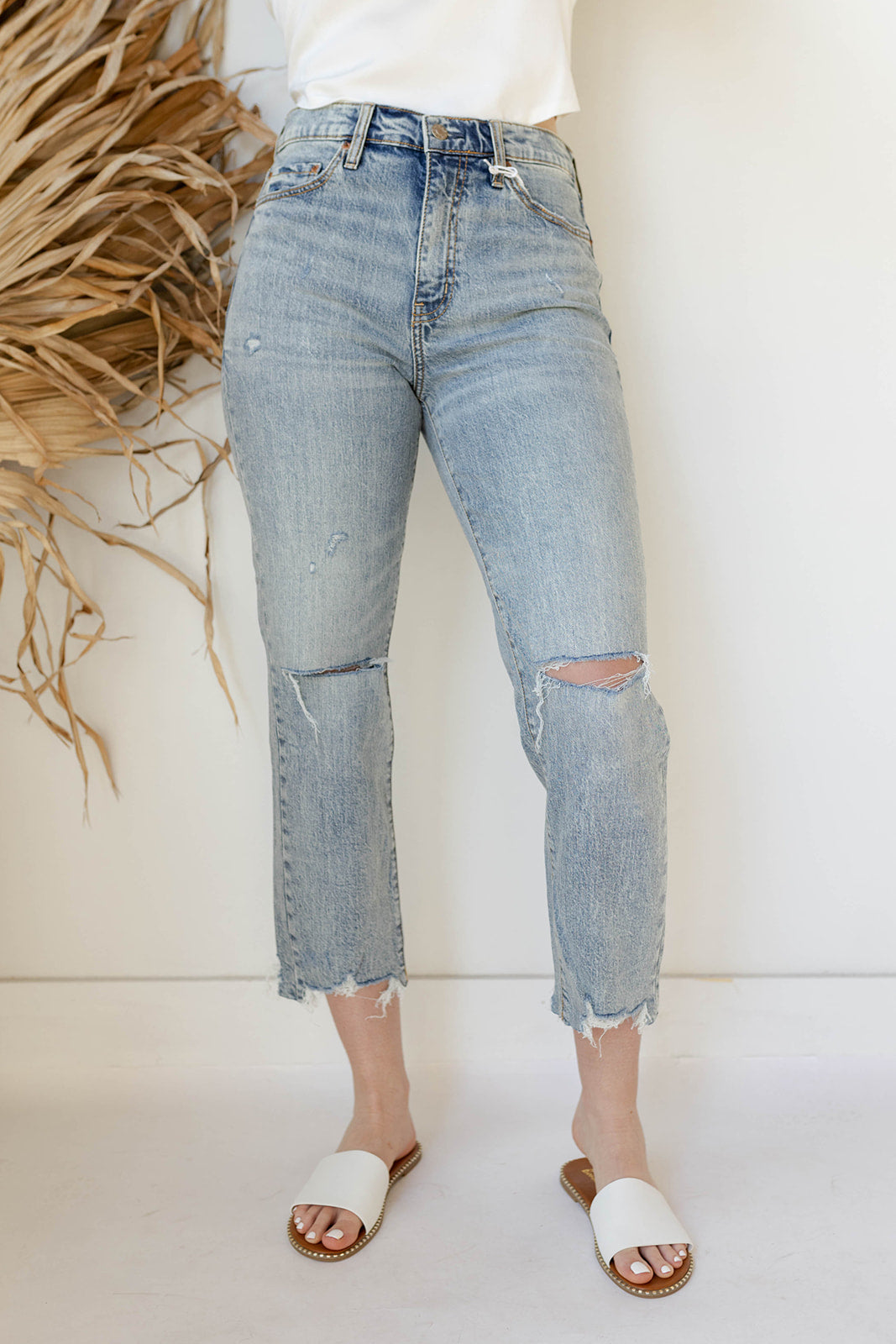 mode, straight up high rise jean