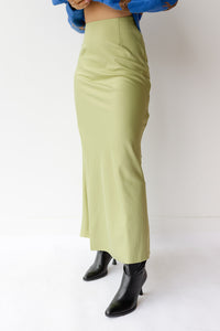 mode, french satin fishtail skirt