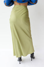 mode, french satin fishtail skirt