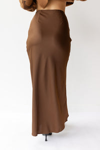 mode, french satin fishtail skirt