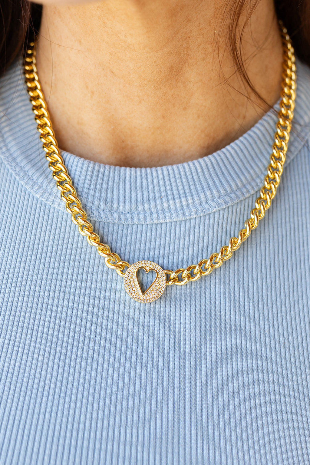 mode, pave heart chain necklace
