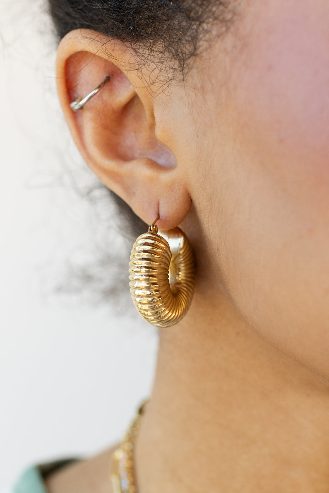 mode, robyn tube hoops