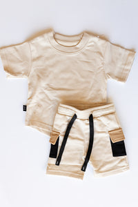 mode, titus short set