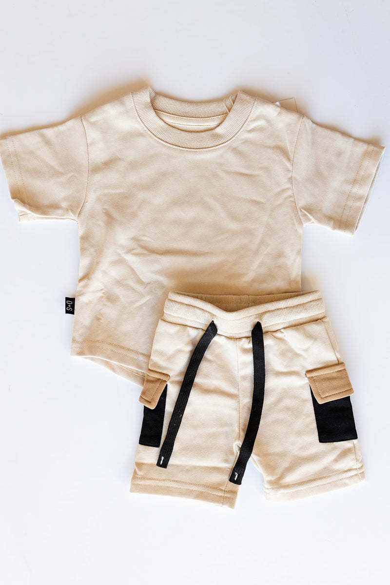 mode, titus short set
