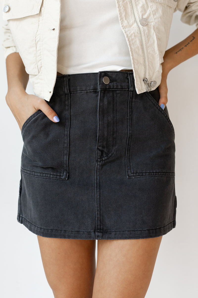 mode, cargo denim mini skirt