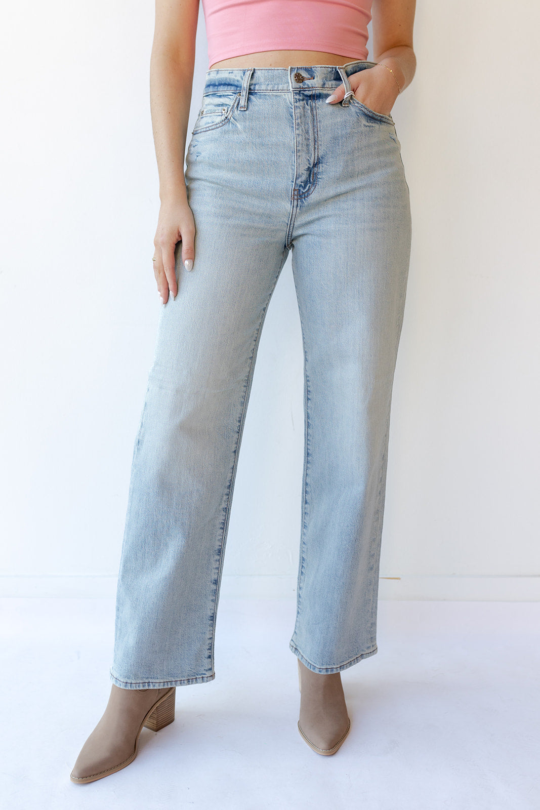 mode, the off duty high rise 90's jean