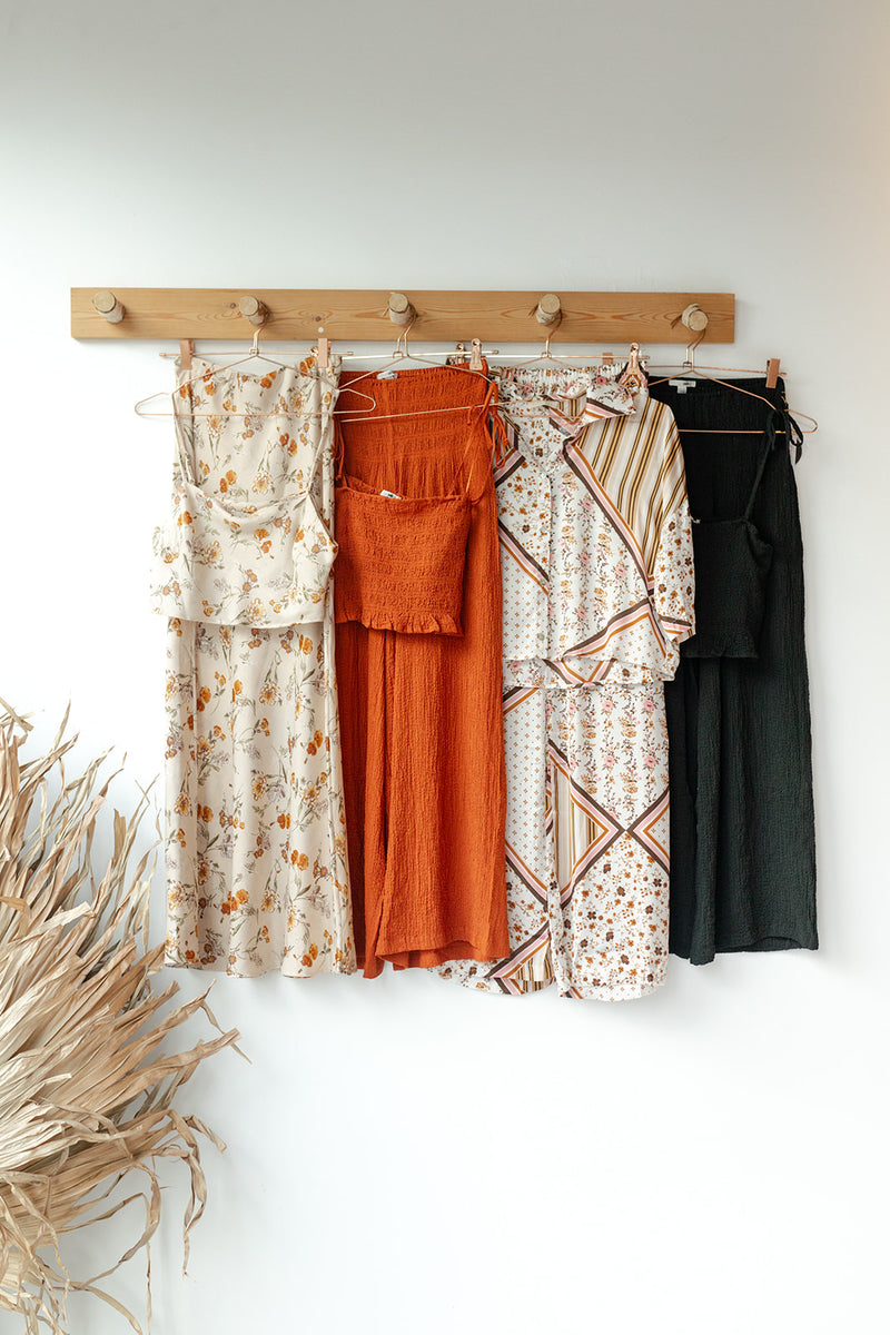 mode, wonderlust floral crop top