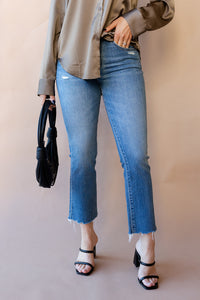 mode, shy girl high rise crop flare