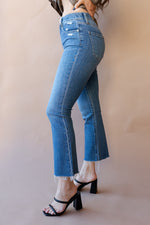 mode, shy girl high rise crop flare