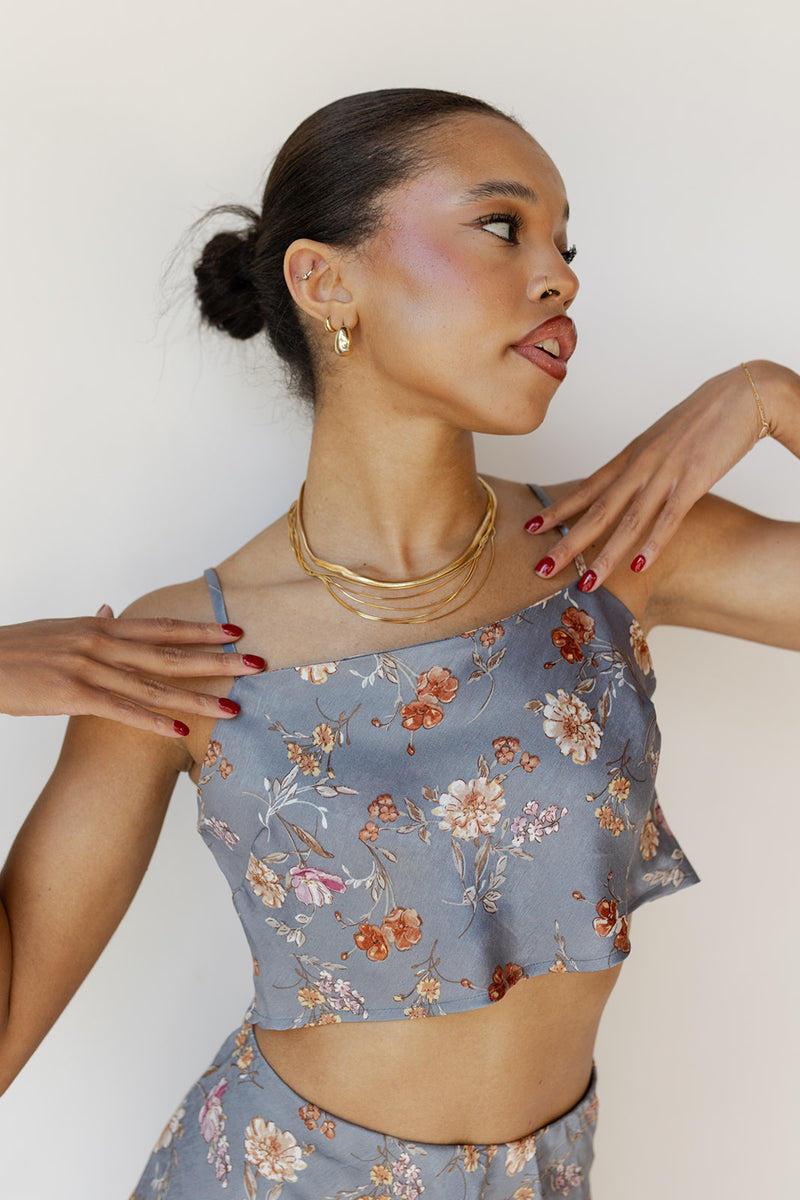 mode, wonderlust floral crop top