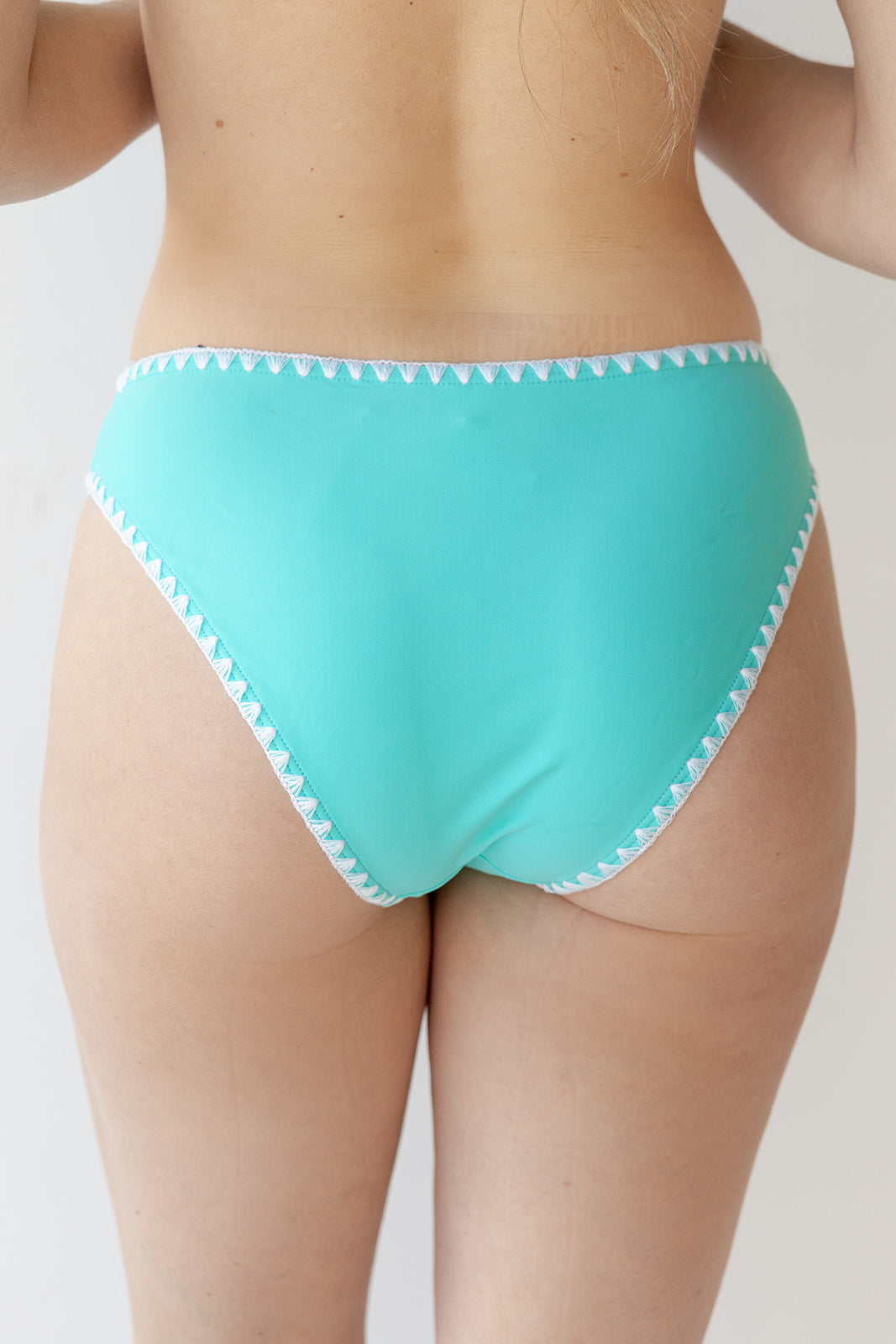 mode, leighton lace detail bikini bottoms