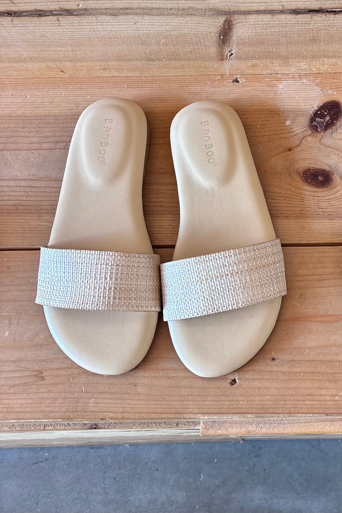 hailey flat sandals