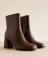 demi boots
