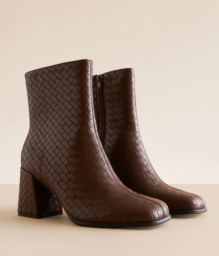 demi boots