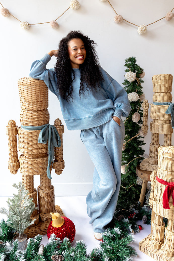 woven rattan nutcracker (4ft)