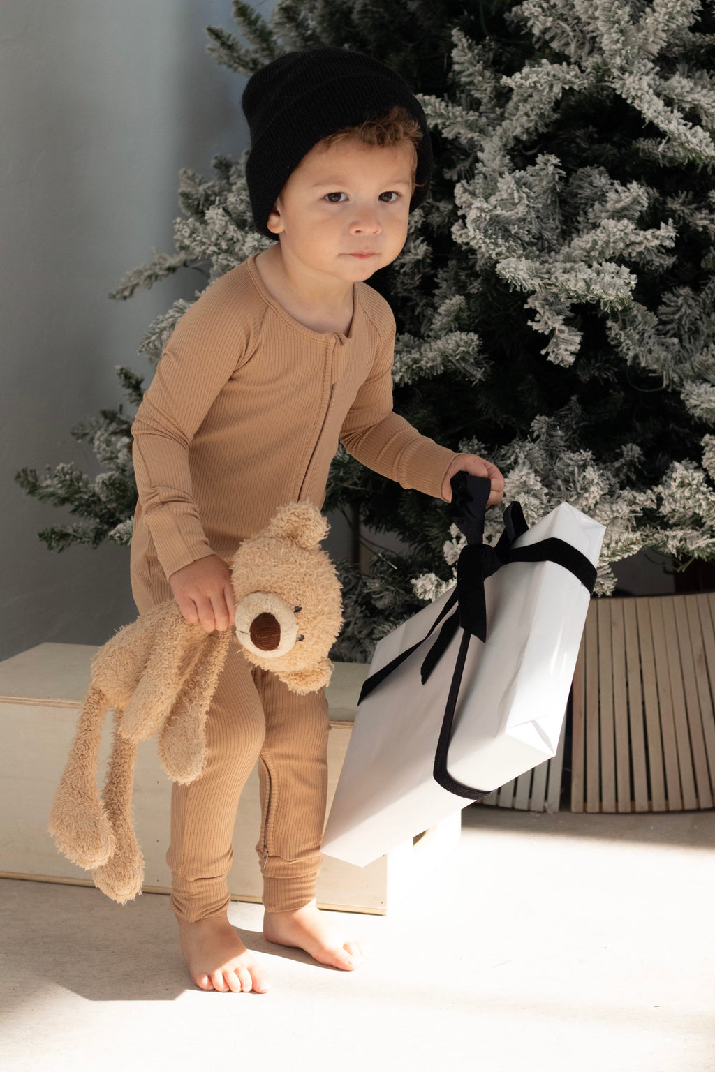 mode, ribbed zip romper