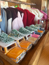 jeep w/sisal tree ornament