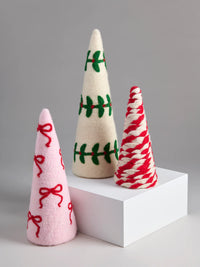 decorative christmas tree - mistletoe