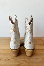 mode, corral boot