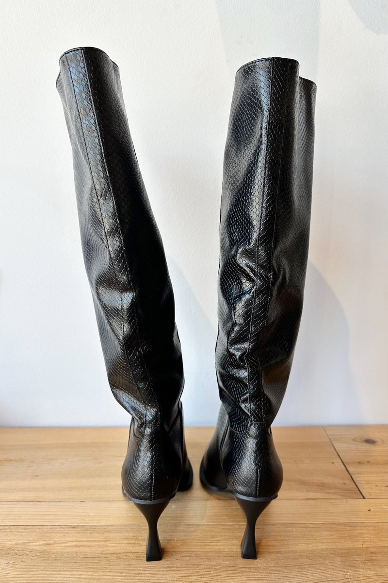 mode, vanessa boot