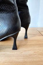 mode, vanessa boot