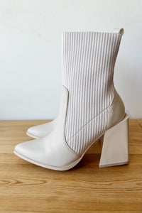 mode, zori sock boots