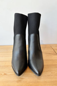 mode, zori sock boots