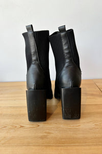 mode, zori sock boots