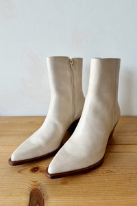 mode, miley boot