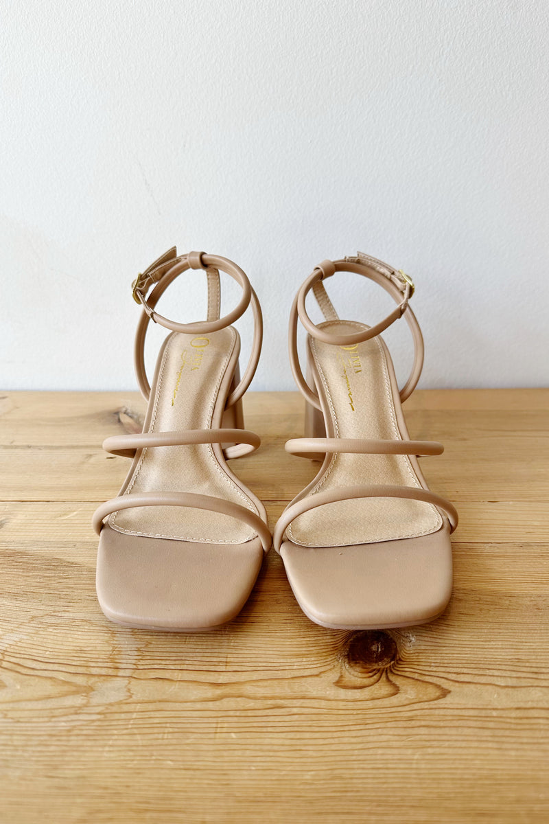 mode, runway heel