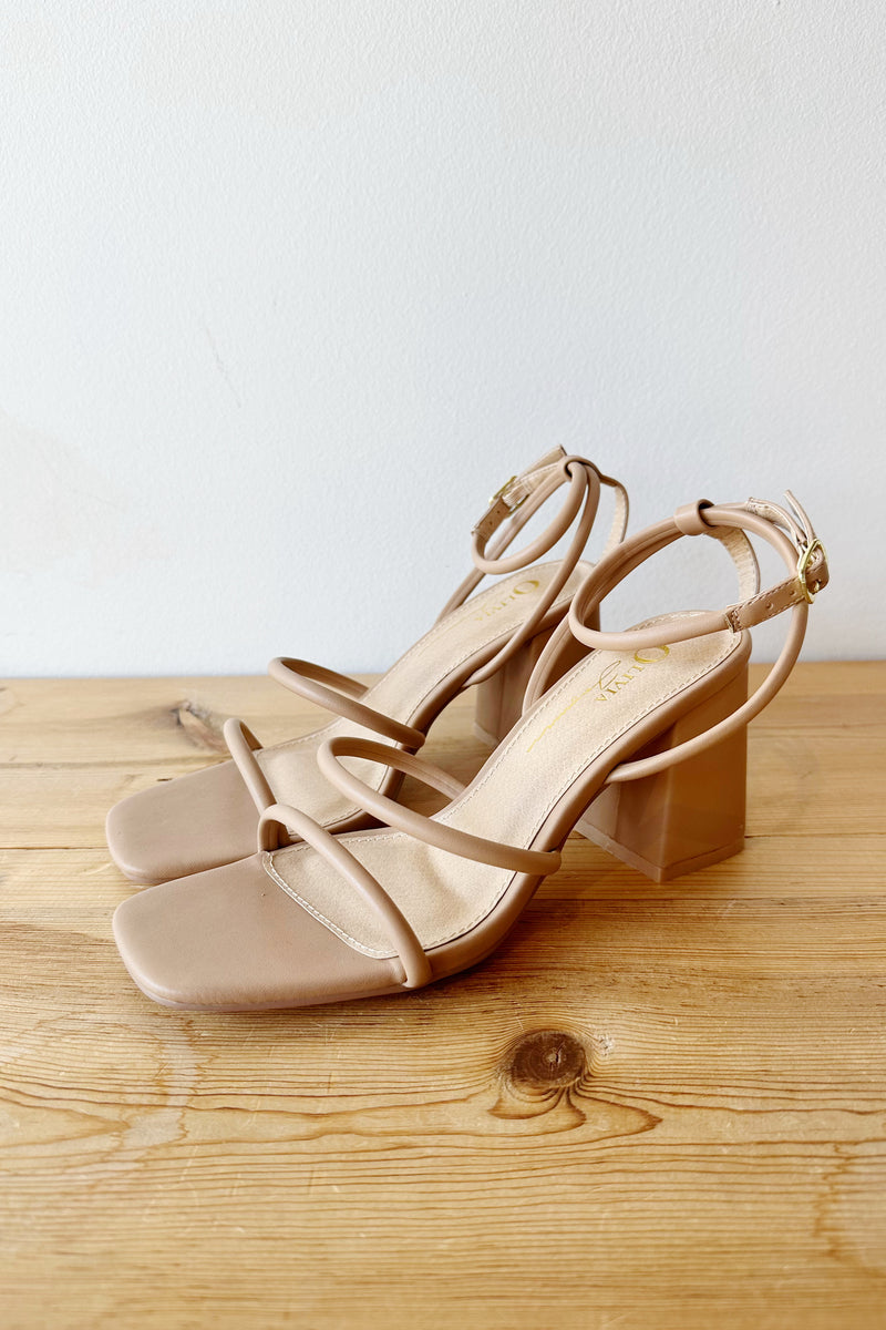 mode, runway heel