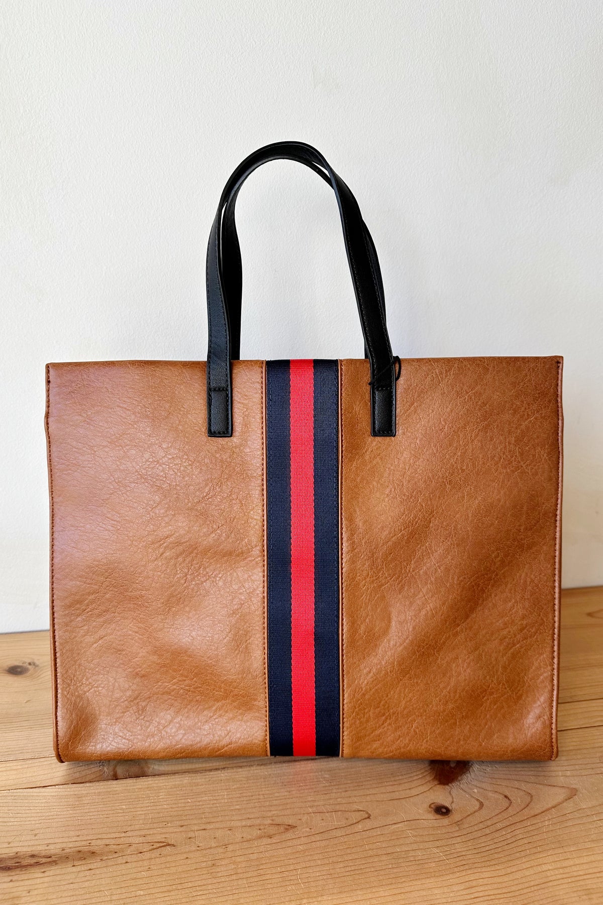 mode, julian tote