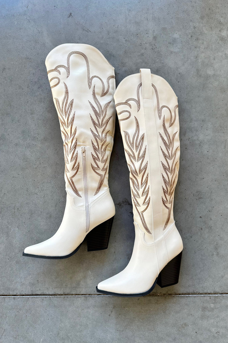 mode, bronco tall boots