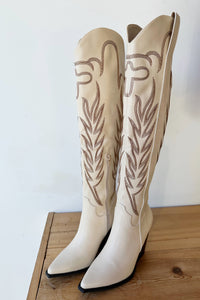 mode, bronco tall boots