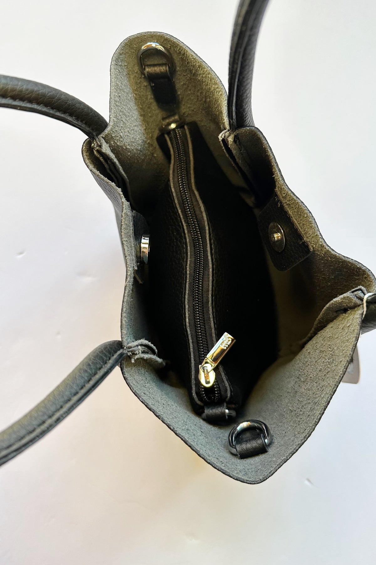 mode, mariah purse, black