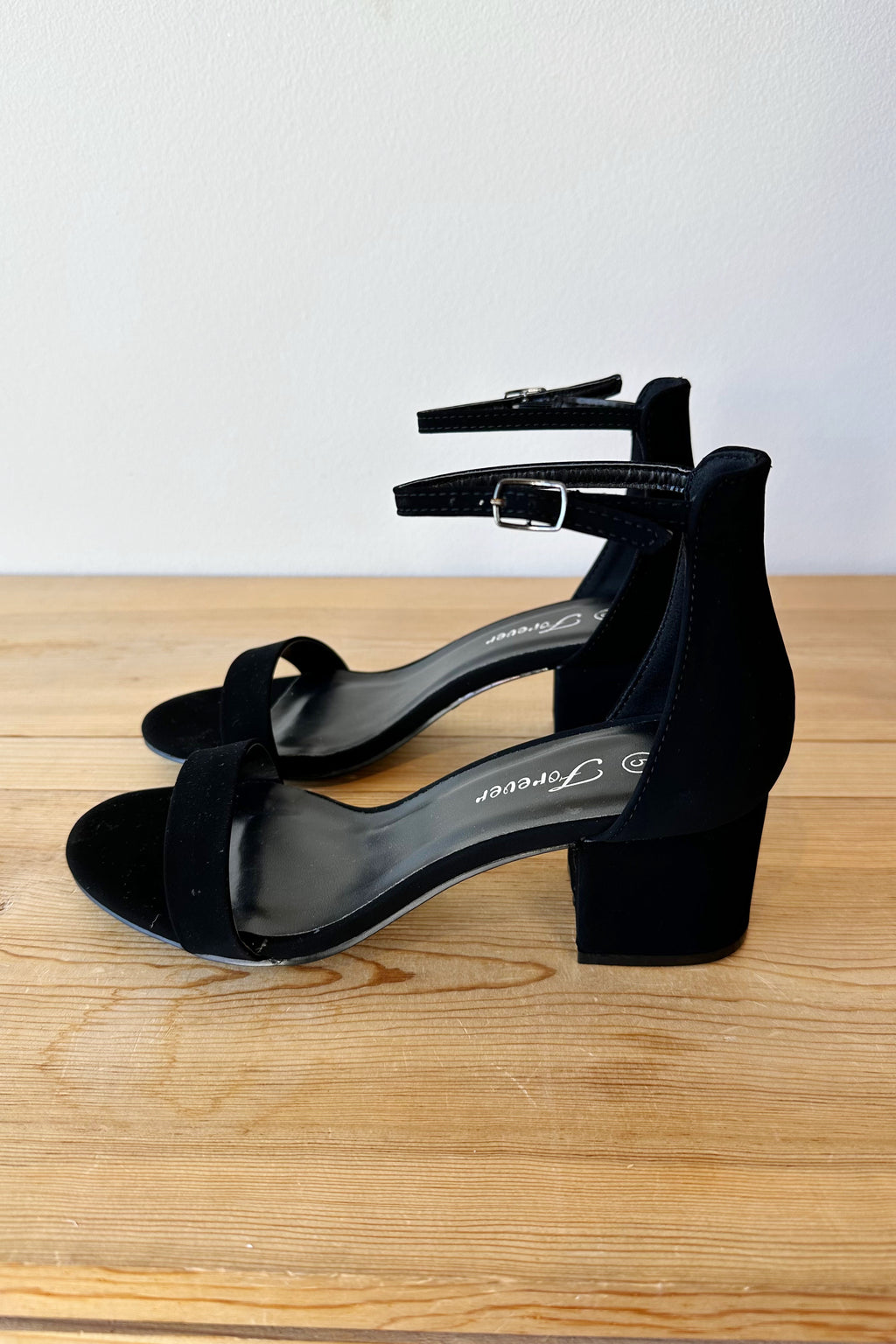 mode, nataly heel