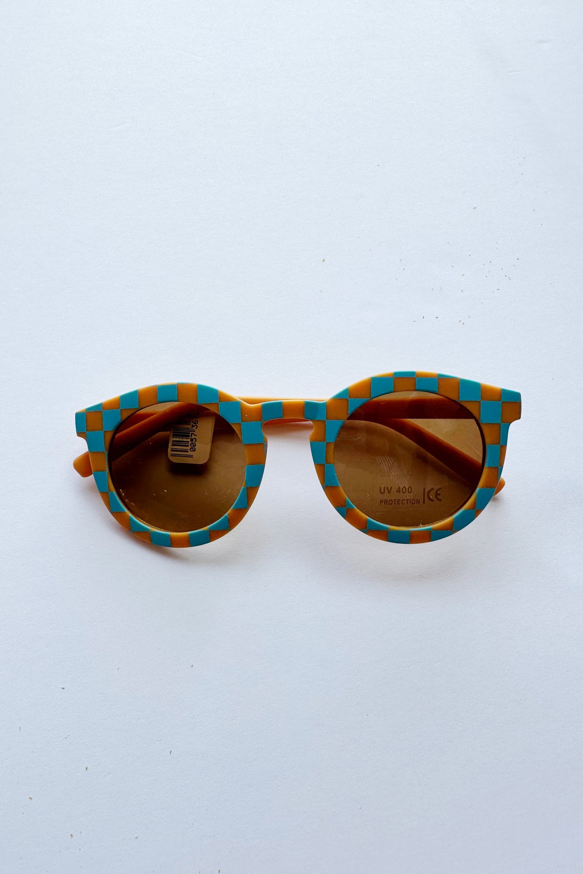 mode, retro groovy kids sunnies