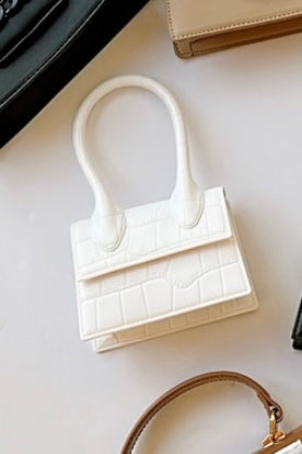 mode, small crocodile bag, white