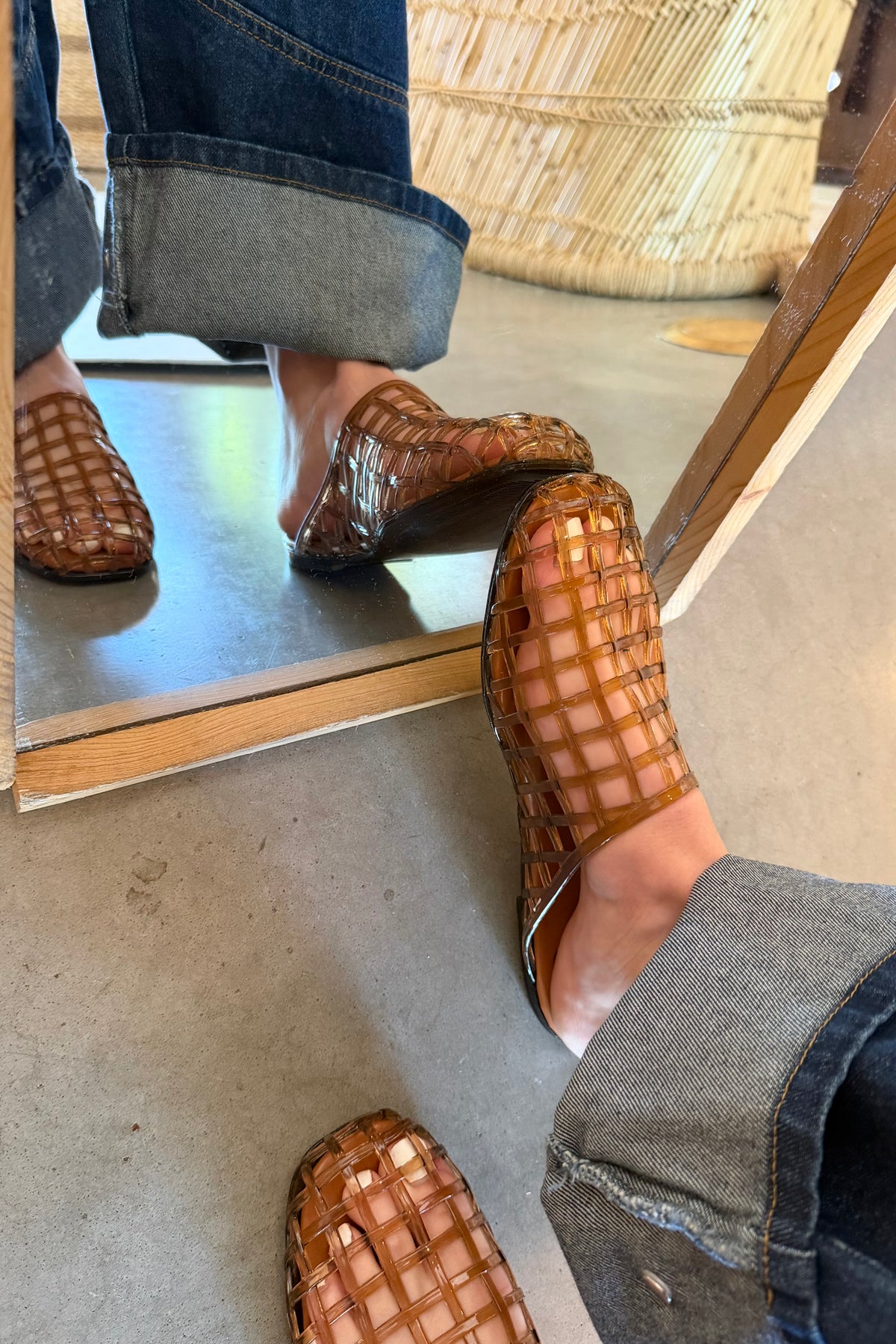 torie jelly slip on