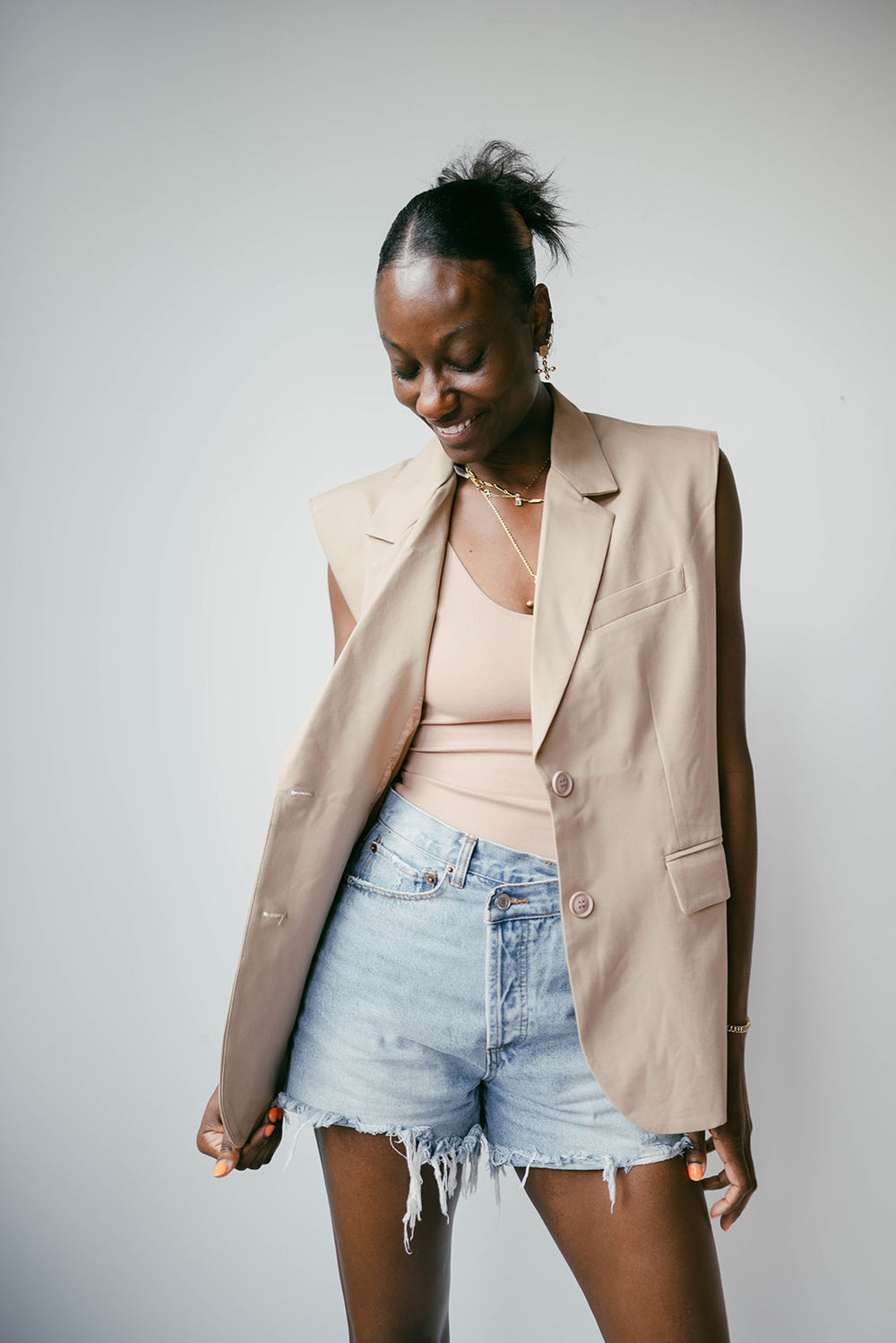 beige