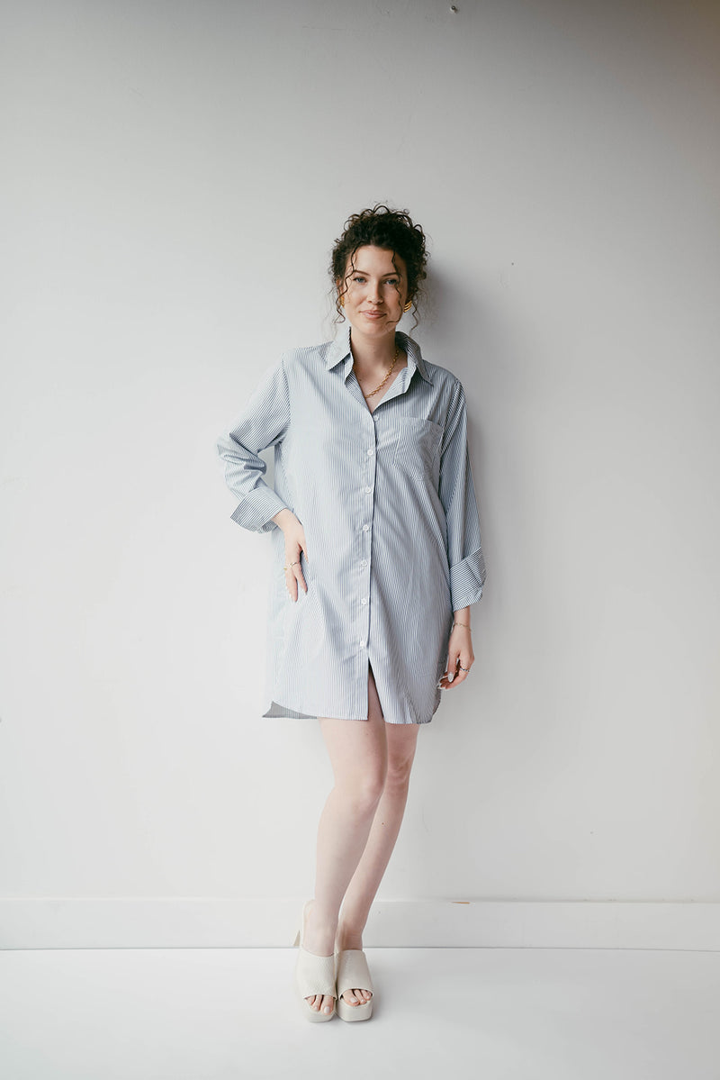 mode, collared button down dress