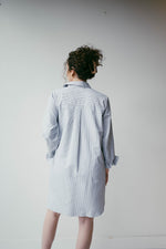 mode, collared button down dress