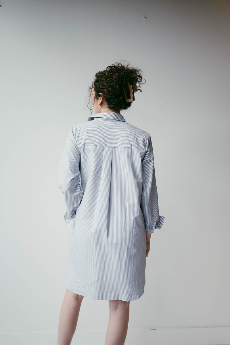 mode, collared button down dress