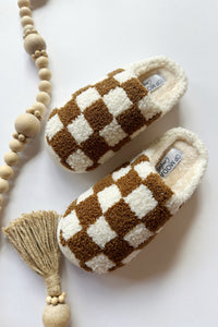 mode, derby fleece slippers