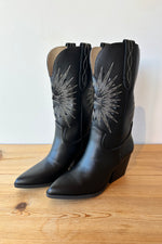 mode, emersyn boot