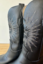 mode, emersyn boot