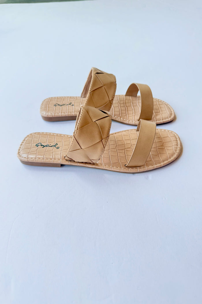 Sidewalk sale castel sandals