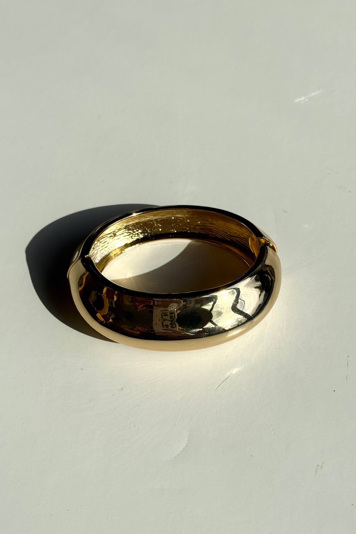 halo clasp bangle bracelet