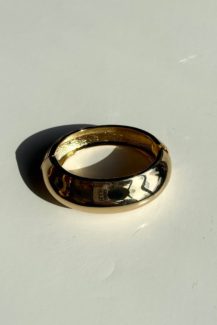 halo clasp bangle bracelet
