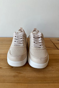 mode, on the go sneakers